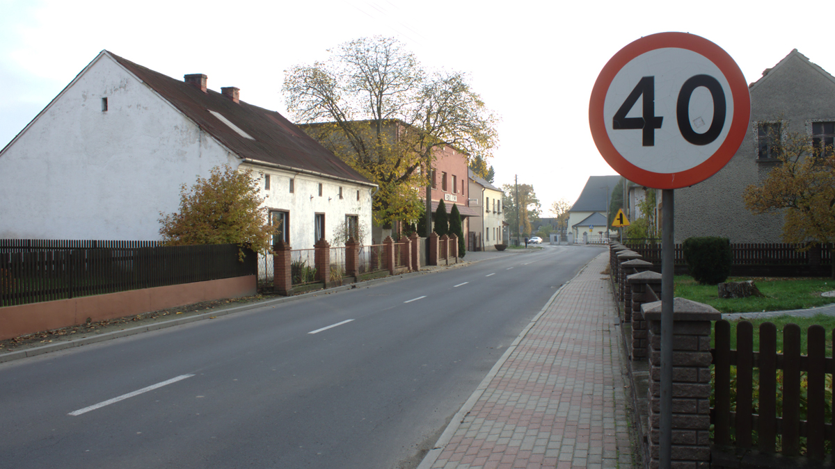 povolen-rychlost-klesne-o-10-km-h-eu-sn-limity-v-ka-d-zemi